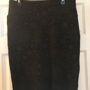 set of 2 LuLaRoe pencil skirts